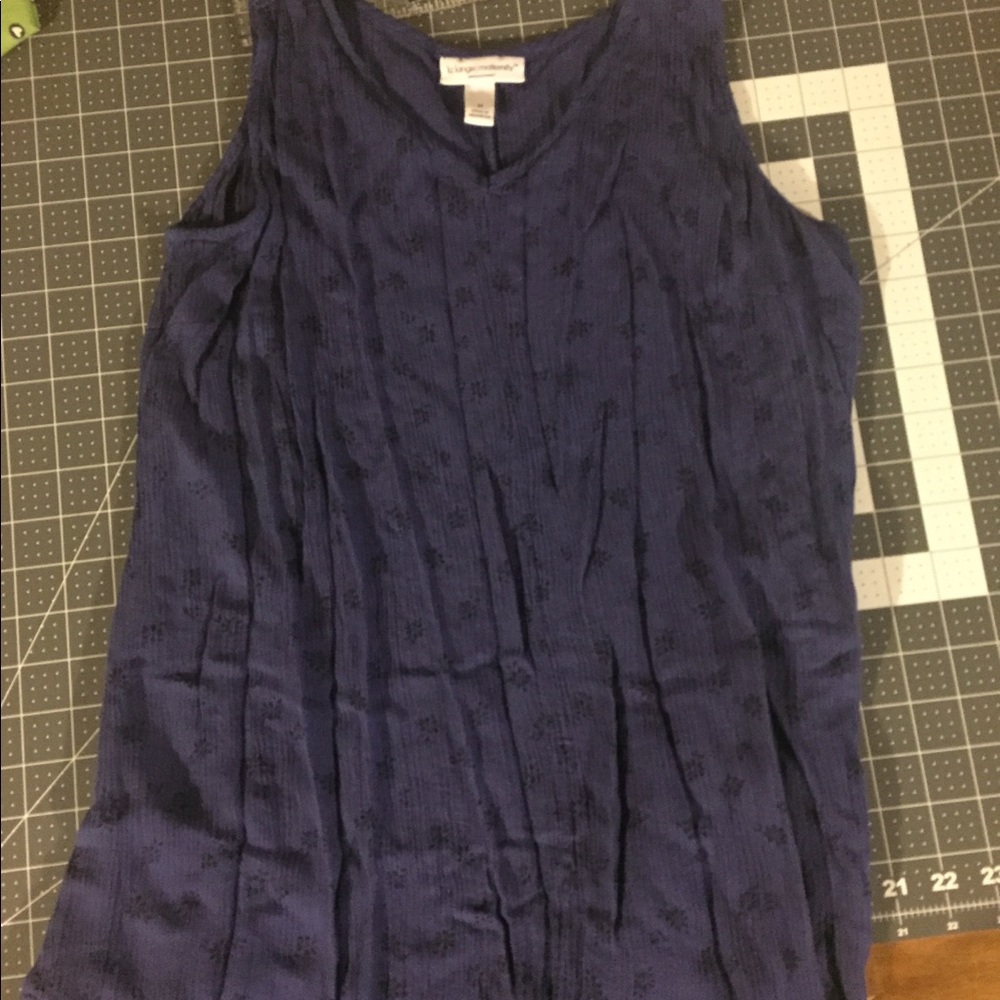 Navy Blue tank with design print lace shoulders